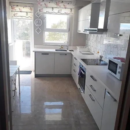Prestige Modern Apartment